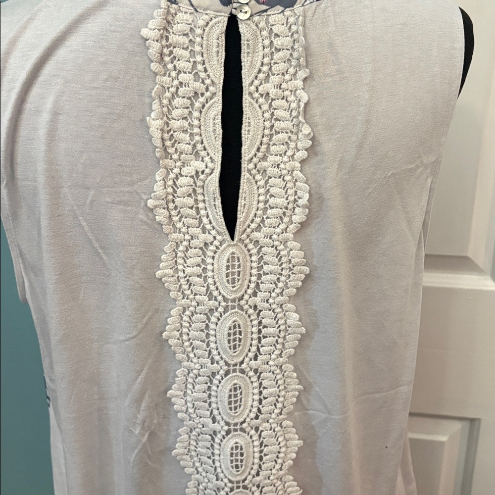 Daniel Rainn Multicolor Floral Blouse with Crochet Detail - Picture 6 of 6